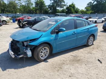  Salvage Toyota Prius