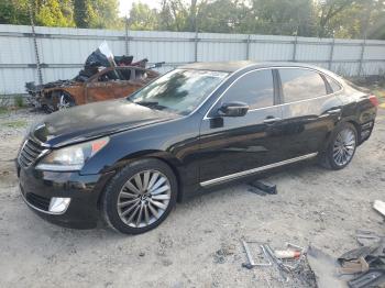  Salvage Hyundai Equus