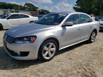  Salvage Volkswagen Passat