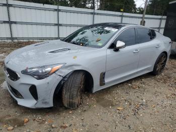  Salvage Kia Stinger