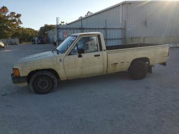  Salvage Toyota Pickup