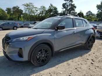  Salvage Nissan Kicks