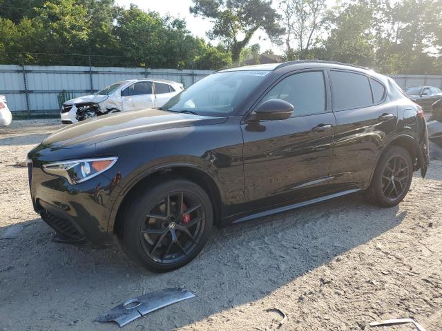  Salvage Alfa Romeo Stelvio