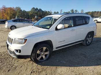  Salvage Jeep Compass