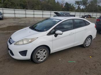  Salvage Ford Fiesta