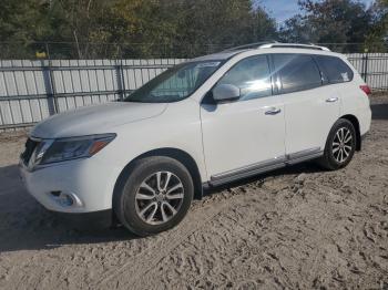  Salvage Nissan Pathfinder