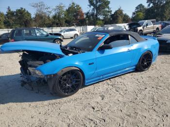  Salvage Ford Mustang