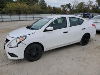  Salvage Nissan Versa