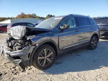  Salvage Volkswagen Tiguan