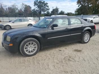  Salvage Chrysler 300