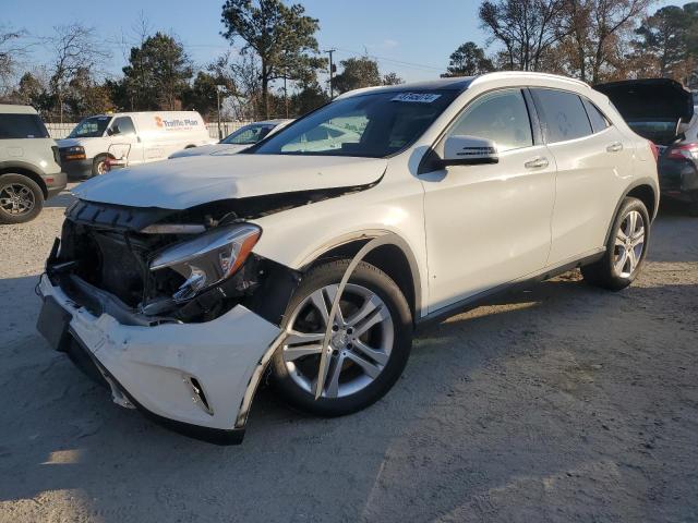  Salvage Mercedes-Benz GLA