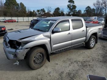  Salvage Toyota Tacoma