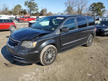  Salvage Chrysler Minivan