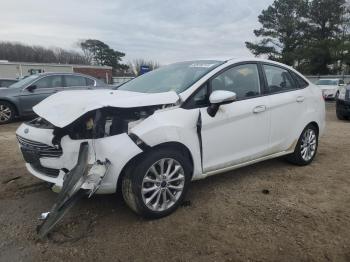  Salvage Ford Fiesta