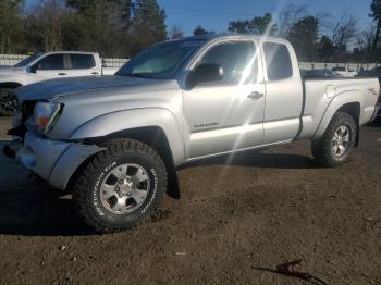  Salvage Toyota Tacoma