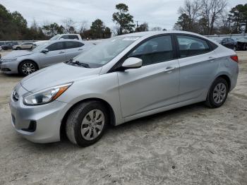  Salvage Hyundai ACCENT