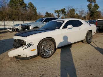  Salvage Dodge Challenger