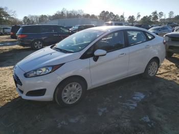  Salvage Ford Fiesta