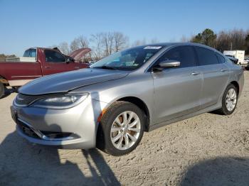  Salvage Chrysler 200