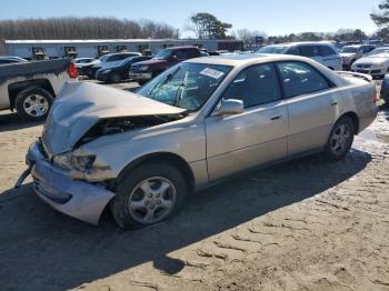  Salvage Lexus Es