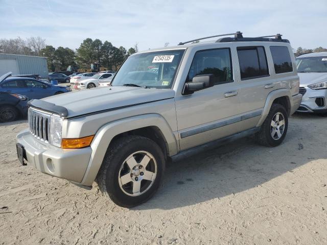  Salvage Jeep Commander