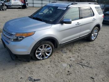  Salvage Ford Explorer