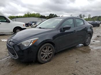  Salvage Toyota Yaris