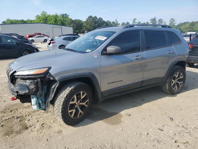  Salvage Jeep Cherokee