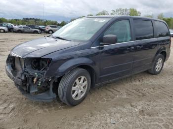  Salvage Chrysler Minivan