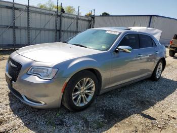  Salvage Chrysler 300