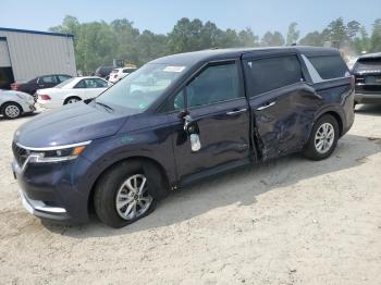  Salvage Kia Carnival