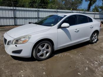  Salvage Volvo S60
