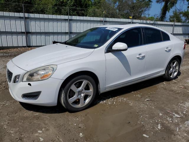  Salvage Volvo S60