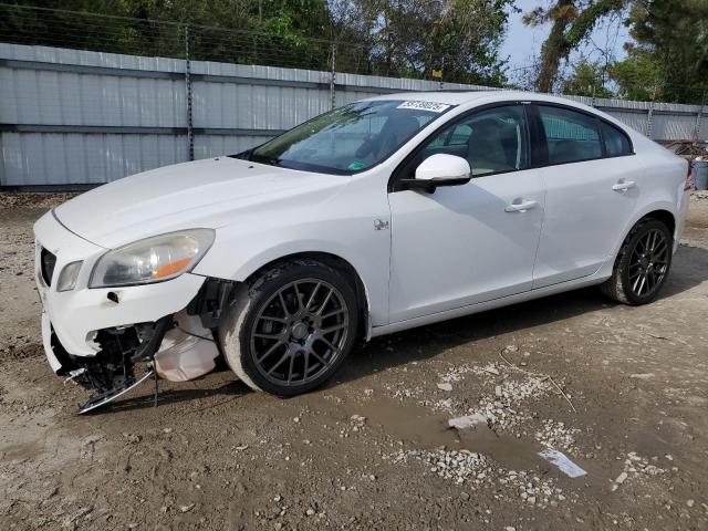  Salvage Volvo S60