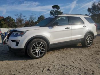  Salvage Ford Explorer