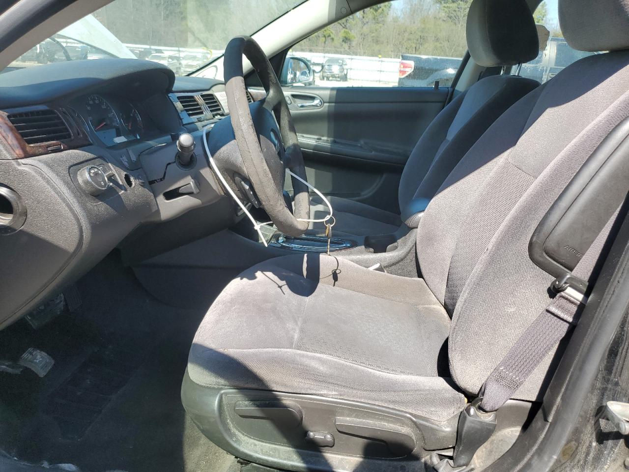 Chevrolet Impala Lt Image 6