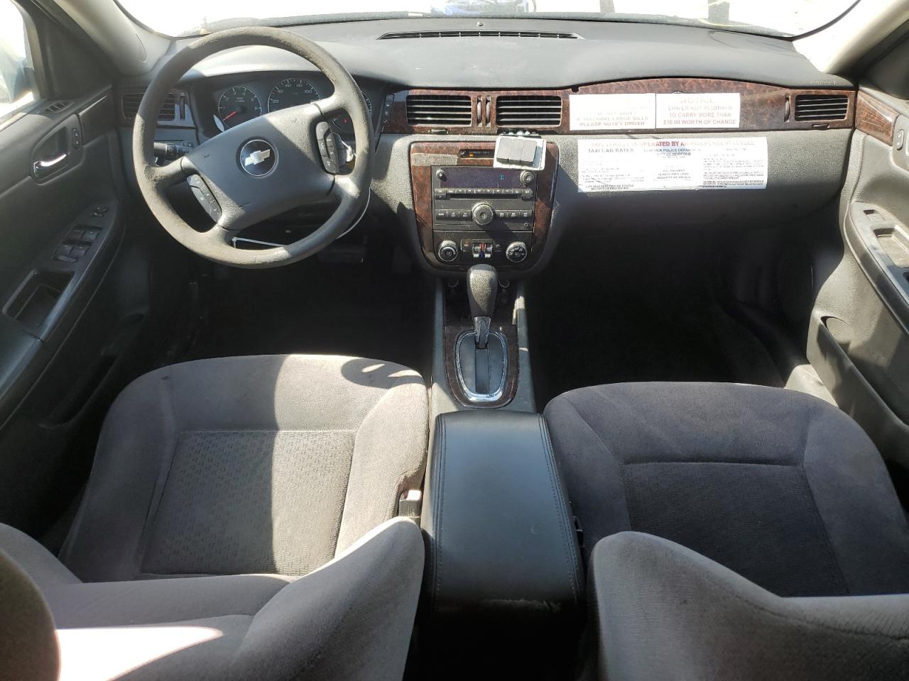 Chevrolet Impala Lt Image 8