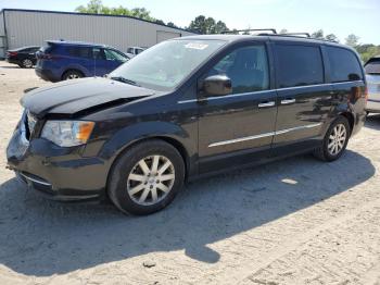  Salvage Chrysler Minivan