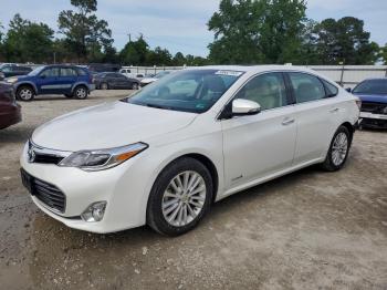  Salvage Toyota Avalon
