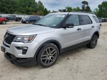  Salvage Ford Explorer
