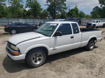  Salvage Chevrolet S-10