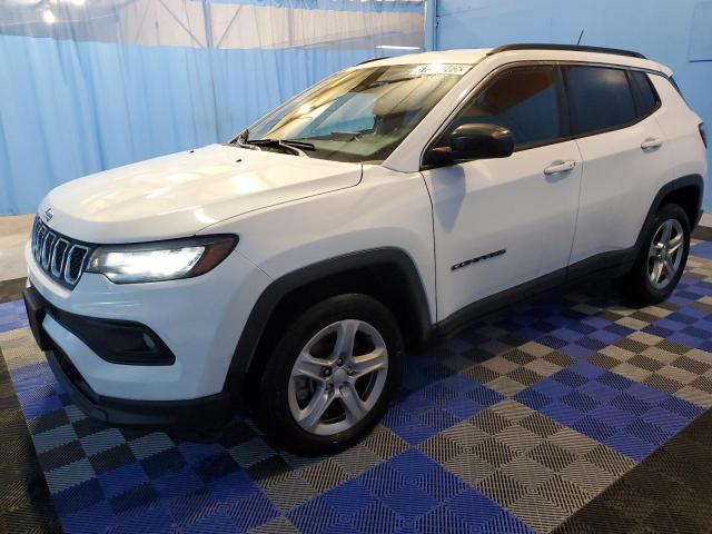  Salvage Jeep Compass