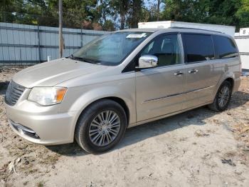  Salvage Chrysler Minivan