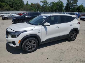  Salvage Kia Seltos