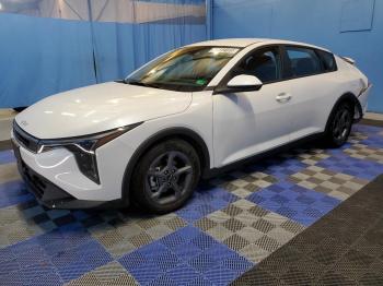  Salvage Kia K4 Lx
