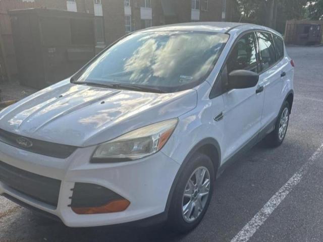  Salvage Ford Escape