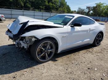  Salvage Ford Mustang