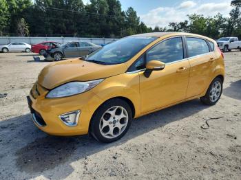  Salvage Ford Fiesta