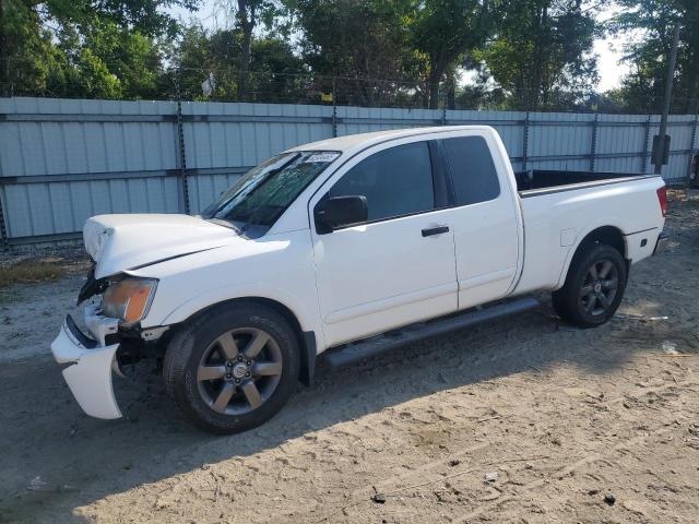  Salvage Nissan Titan