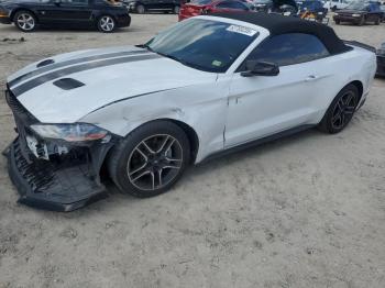  Salvage Ford Mustang